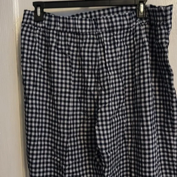 NWT Zac & Rachel crop pants size 1X. - Picture 4 of 6